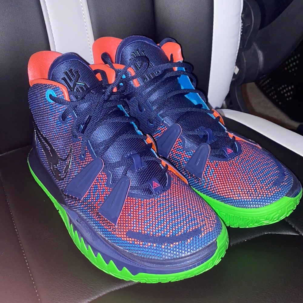 Nike Kyrie 7 basketballs shoes